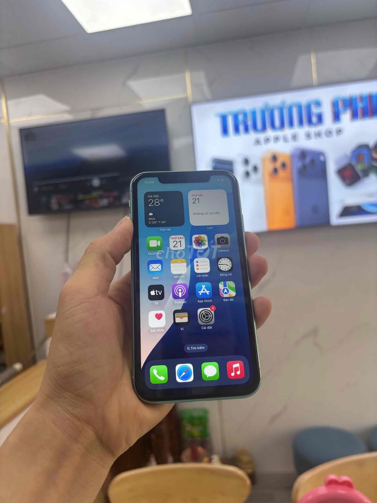Фото 2: Apple iPhone 11 128GB синий, б/у