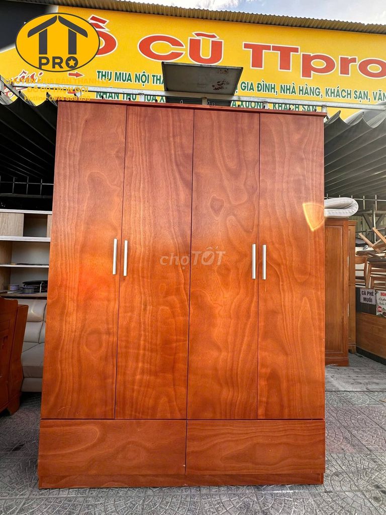 Tủ quần áo Gỗ Nâu đỏ 4 cánh chắc chắn