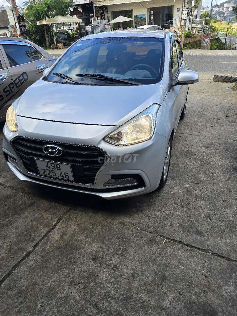 Hyundai i10 2019 Механика Серебристый 140808 км