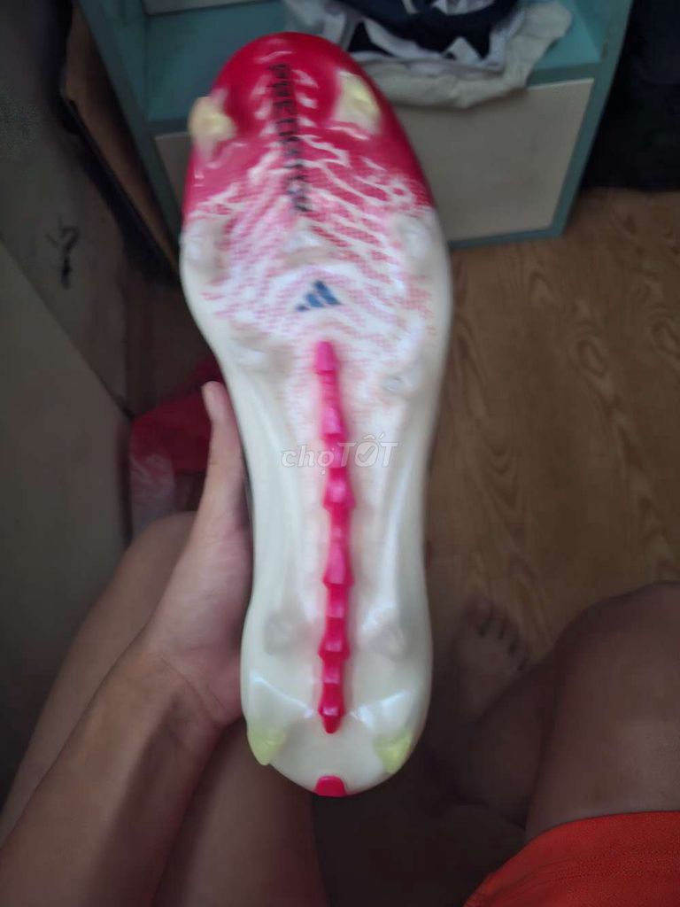 Фото 3: Футбольные бутсы Adidas Predator мужские розовые