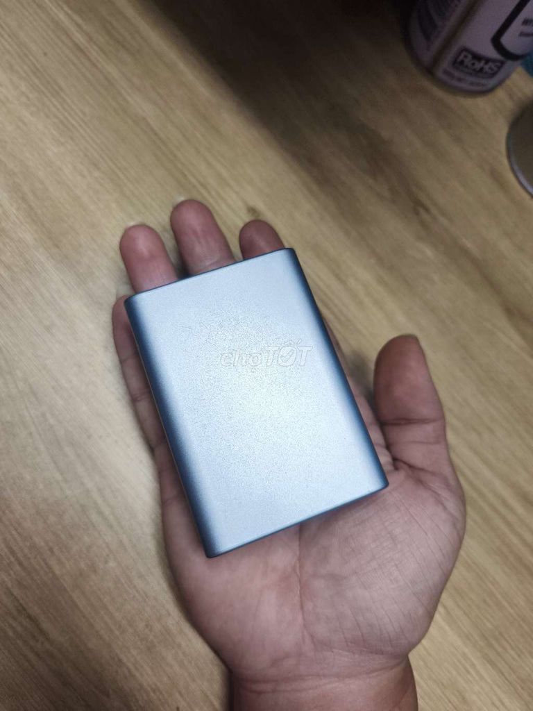 Фото 3: Внешний аккумулятор 10000mAh Silver TFT