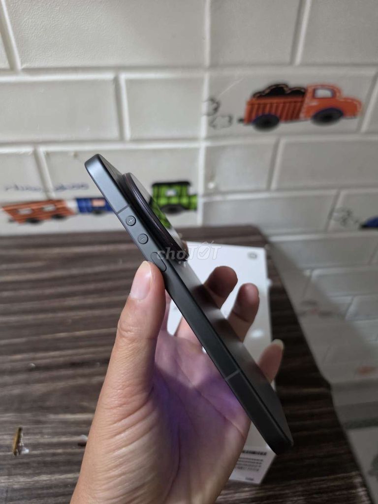 Фото 3: Xiaomi 17 Ultra 16GB/512GB черный, продажа или обмен