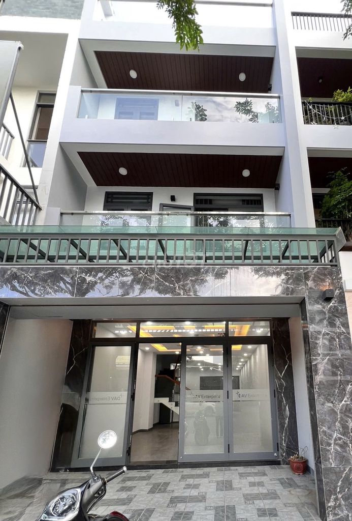 🏡 СДАЕТСЯ ДОМ С ФАСАДОМ НА УЛИЦЕ 28, РАЙОН VCN ФЫОК ЛОНГ, 25 МЛН/МЕС