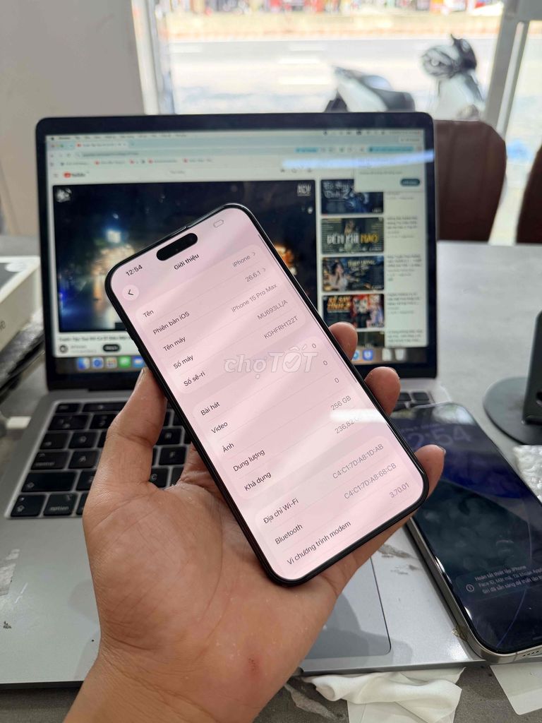 Фото 2: Apple iPhone 15 Pro Max 256GB Xanh