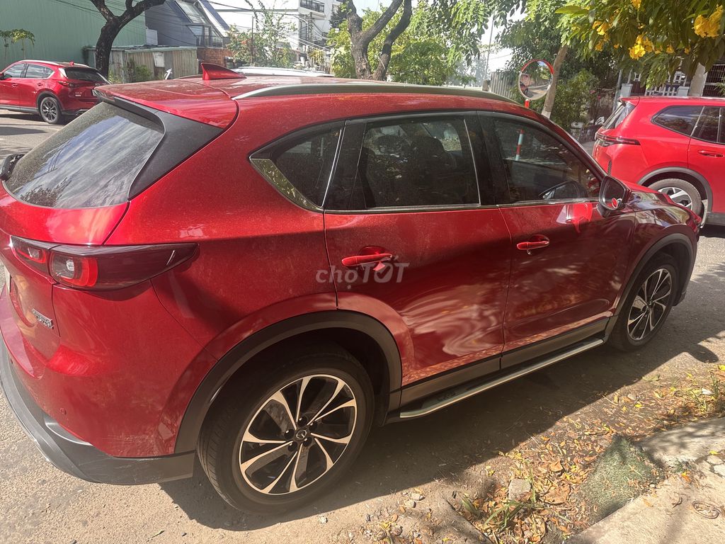 Фото 3: Mazda CX5 Luxury 2024 Красный 80 тысяч