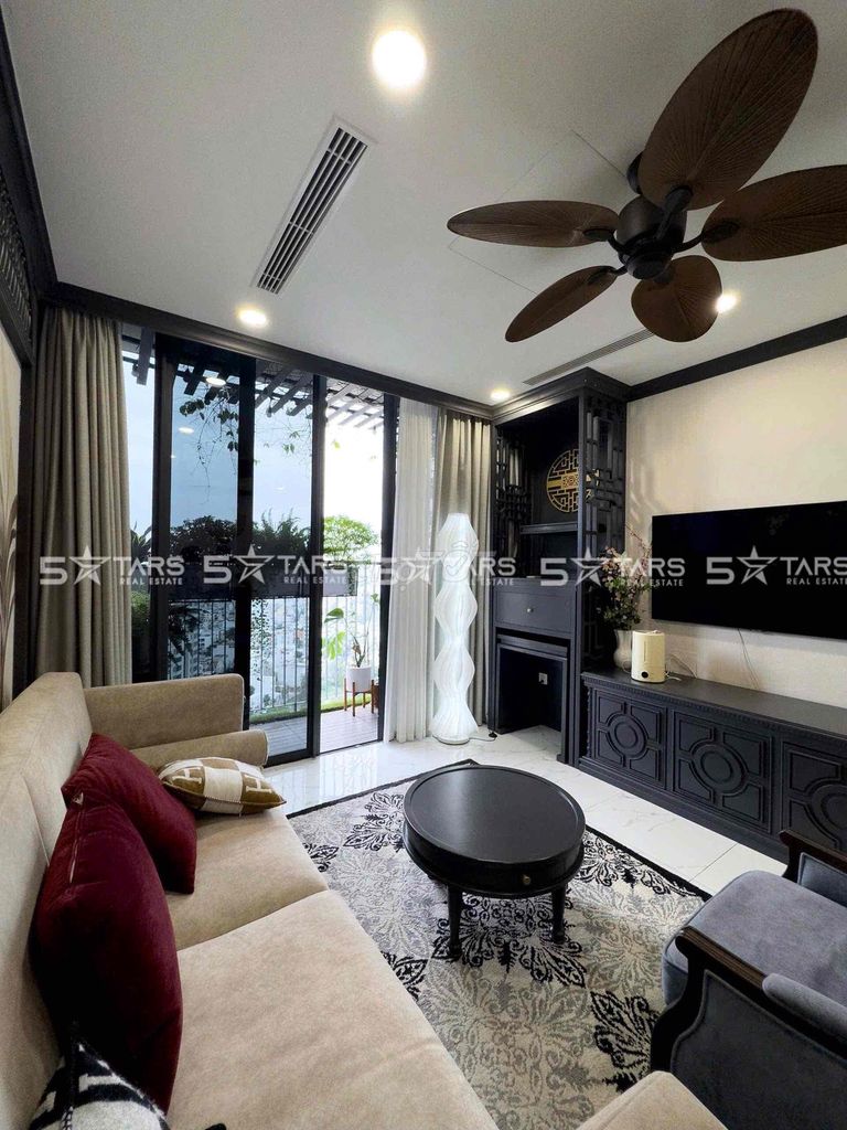 Элитная квартира 3 спальни 2 санузла Eco Green SaiGon, совершенно новая