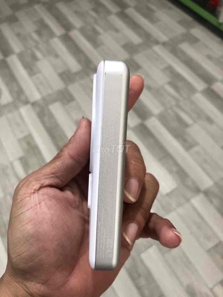 Фото 2: Внешний аккумулятор 10000mAh MagSafe Type-C, алюминиевый, б/у