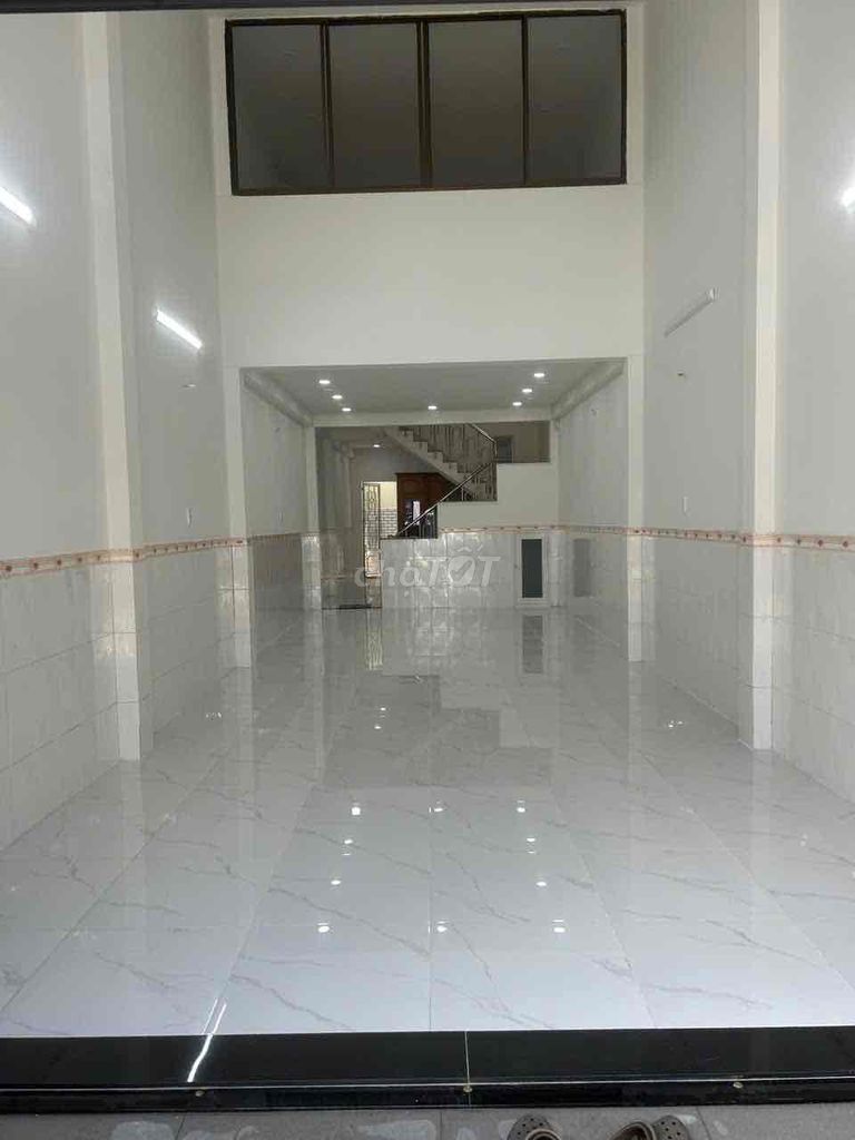 🔥 CHÍNH CHỦ BÁN NHÀ TÂM HUYẾT HƯƠNG LỘ 2 - ĐẬU 2 Ô TÔ 7 CHỖ TRONG NHÀ