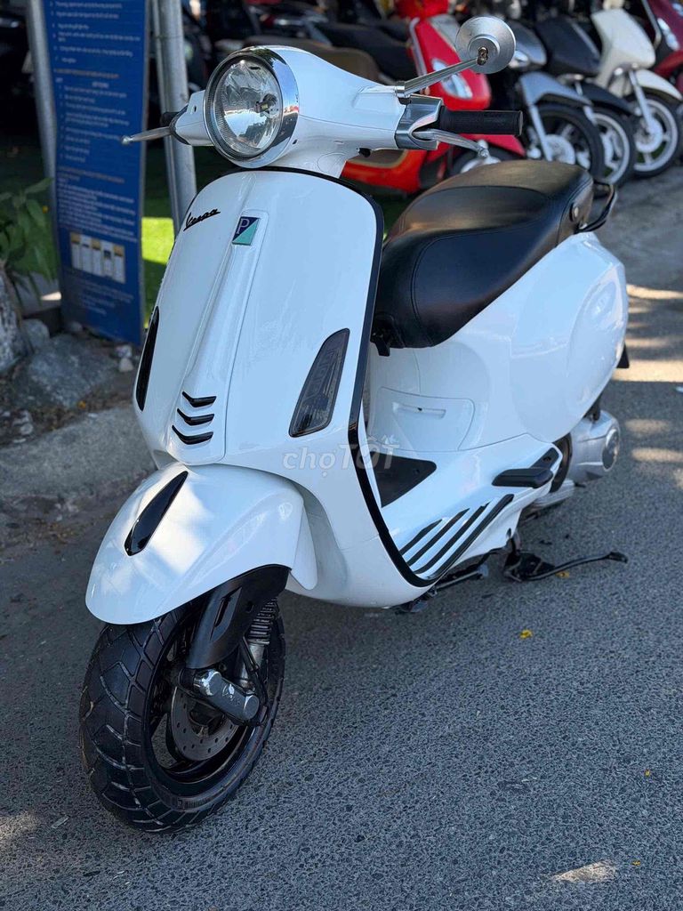 Фото 2: Vespa Primavera - hỗ trợ trả góp trả trước 0đ - có góp tư