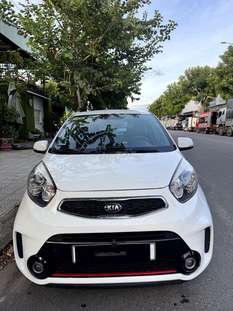 KIA Morning Si AT 2016 белый 95 000 км