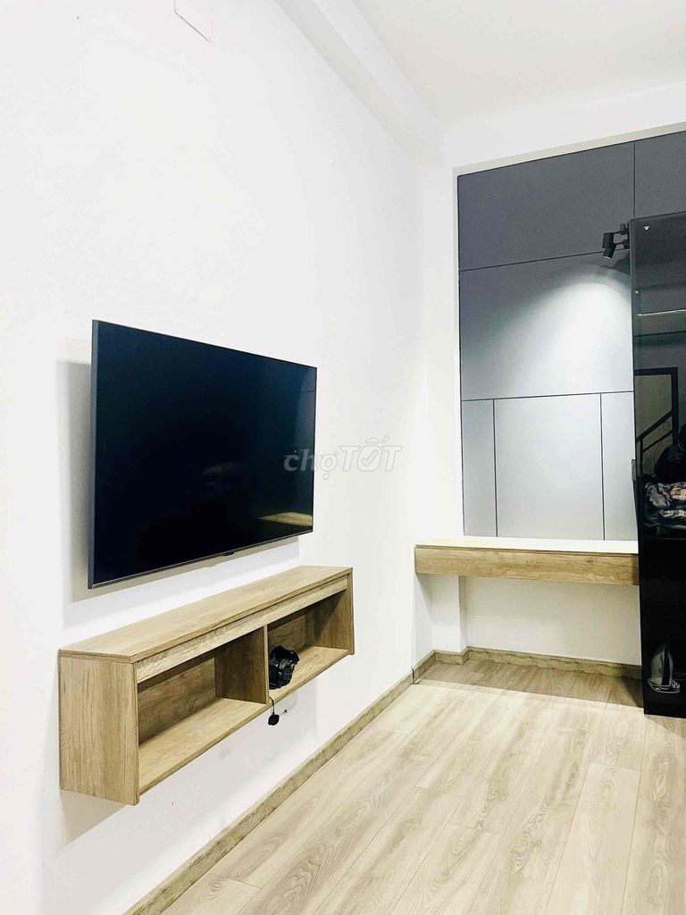 Фото 3: Квартира с полной премиальной мебелью, 55 м², 1 спальня, кухня, балкон