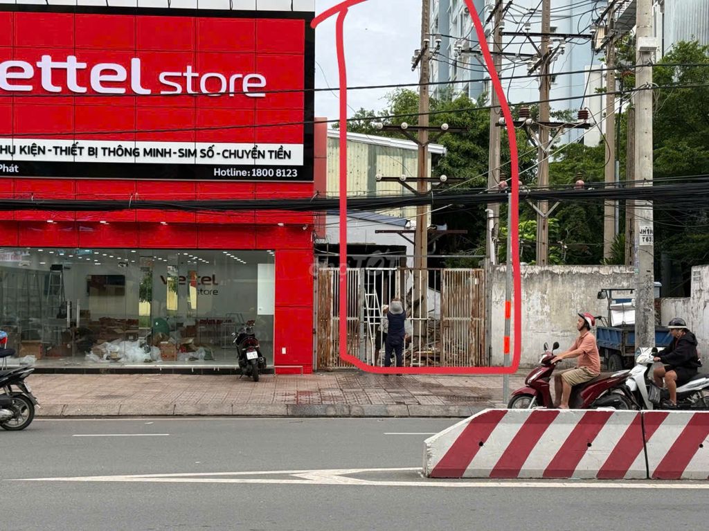 Аренда помещения 571 Huỳnh Tấn Phát, 160 млн, 1200 м², Q7, HCM