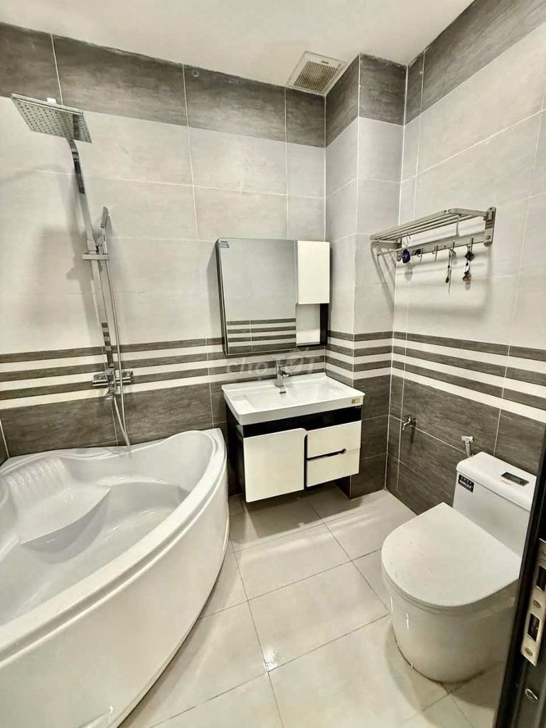 Фото 3: 🏡 Сдается дом HXH Нгуен Минь Хоанг_5x18м_1 этаж 3 этажа