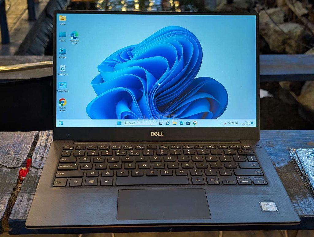 Dell XPS 13 9350 Core i7, экран безрамочный, сексуальный