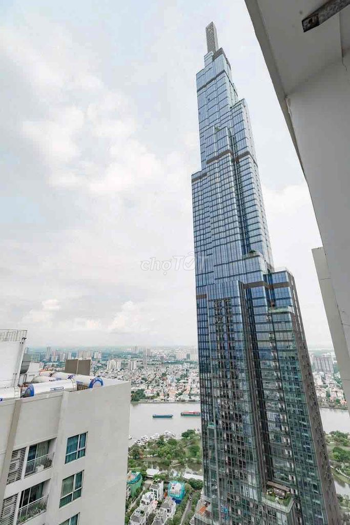 Фото 3: Срочная продажа квартиры с 1 спальней. Полная мебель Vinhomes Central Park
