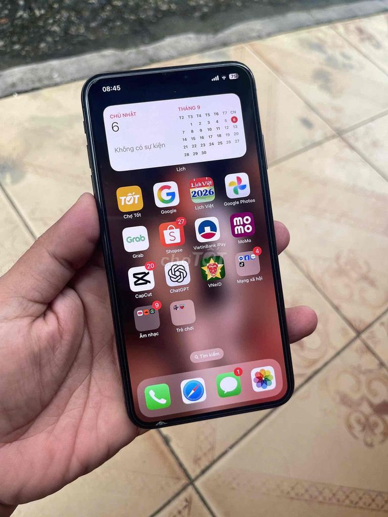 iPhone XS Max 512GB черный, заменен аккумулятор