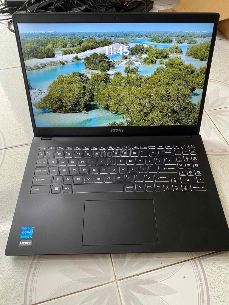 Фото 3: MSI Modern 15 B12MO i5 16GB/512GB 15.6 дюймов