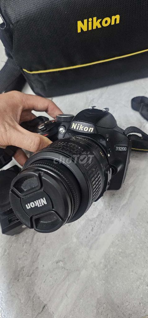 Фото 2: Фотоаппарат Nikon D3200 черный