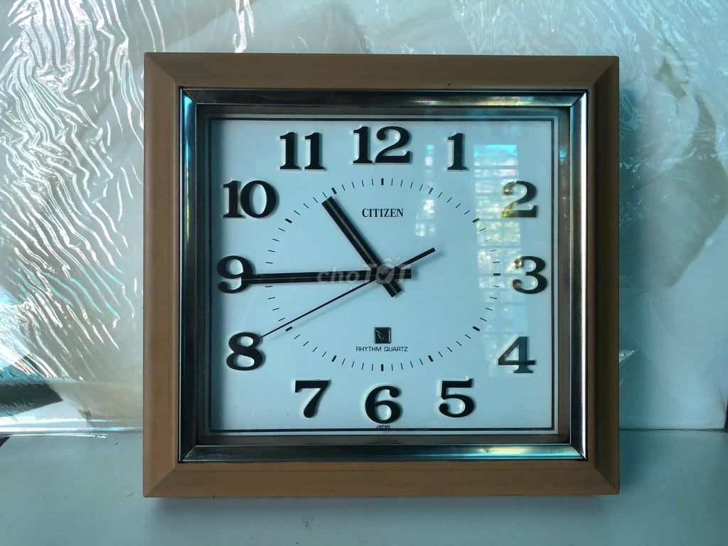 Настенные часы Citizen Meca коричневые 33.5x32 см
