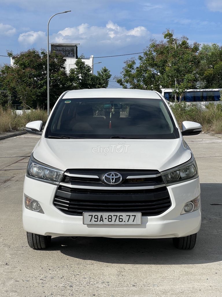 Toyota Innova 2017, 7 мест, механика, белый
