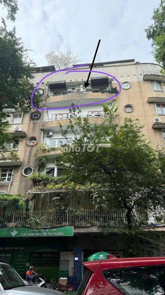 Фото 2: Квартира L6 с лифтом. 145 м², 3 спальни, прямо на углу Нгуен Зу. Цена всего 3x