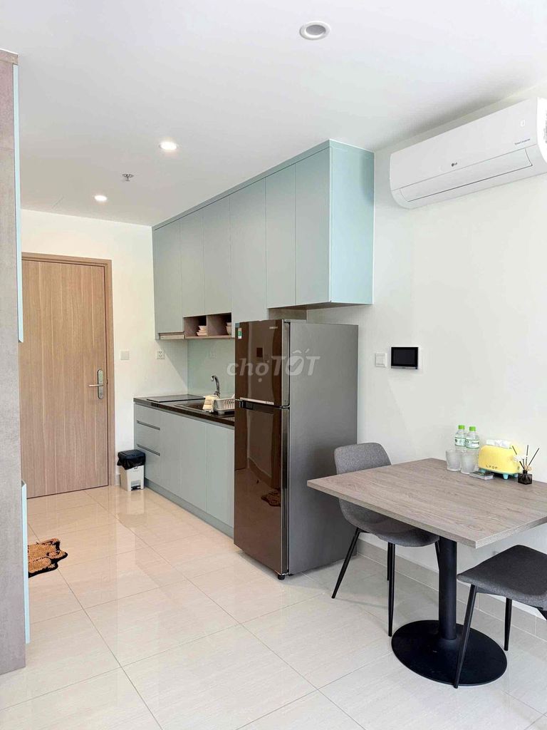 Фото 3: СДАЁТСЯ СТУДИЯ С ПОЛНОЙ МЕБЕЛЬЮ - 7 МЛН/МЕСЯЦ - VINHOMES GRAND PARK