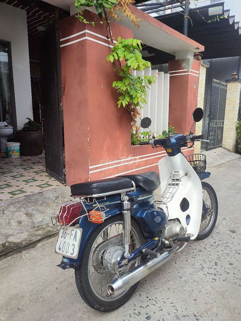 Фото 3: Honda Super Cub сине-белый, Япония