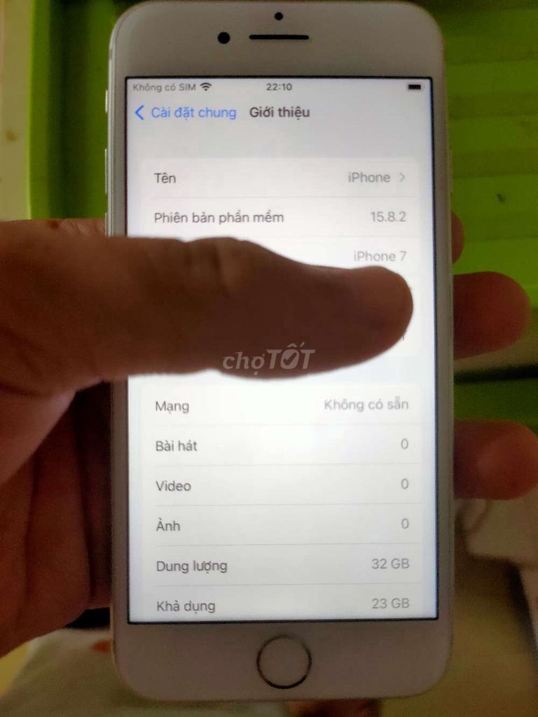 Фото 2: Apple iPhone 7 32GB Silver, б/у