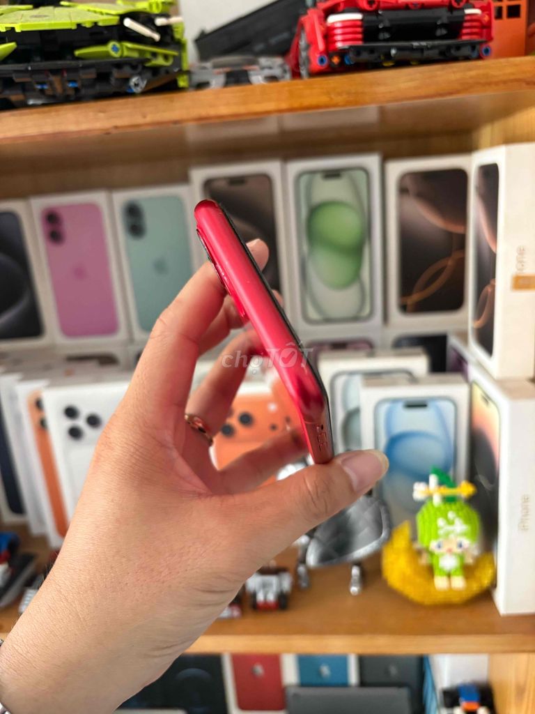 Apple iPhone 11 64GB Красный 97%