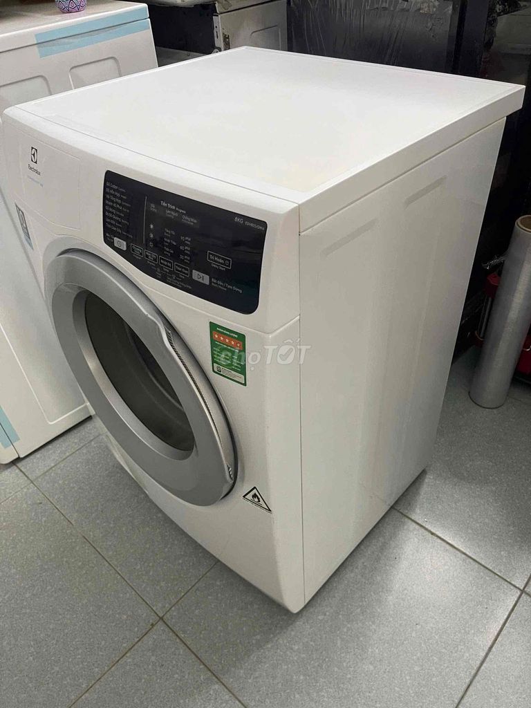 Фото 3: Сушильная машина для одежды Electrolux 8 кг Белая