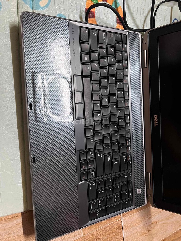 Фото 2: Dell Latitude E6530 Чёрный Like New