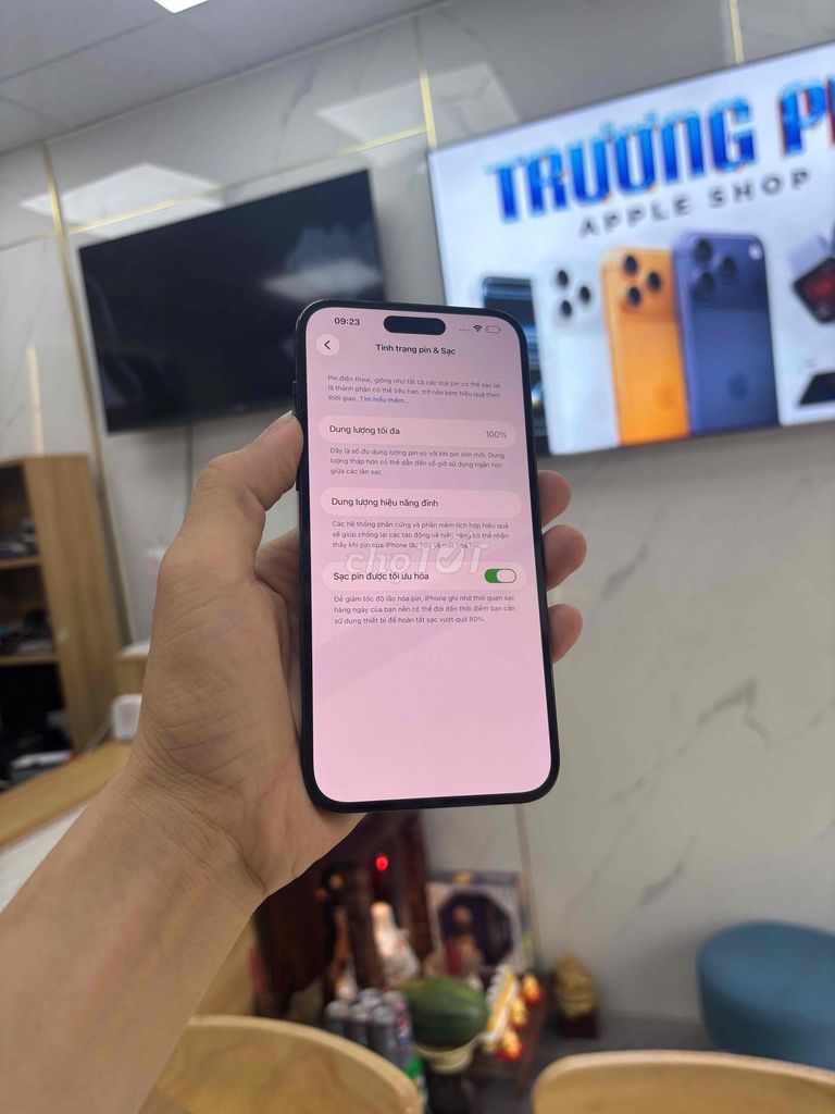 Фото 2: Apple iPhone 14 Pro Max Черный