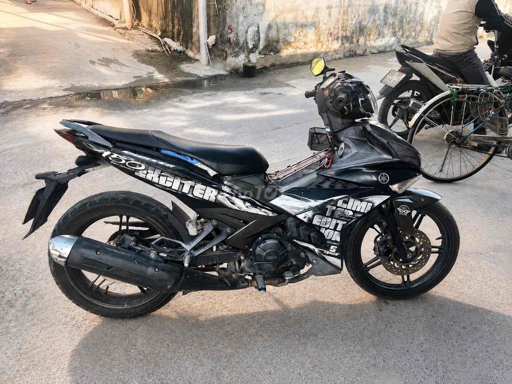 Yamaha Exciter 150 2018 Черный 8.000 км