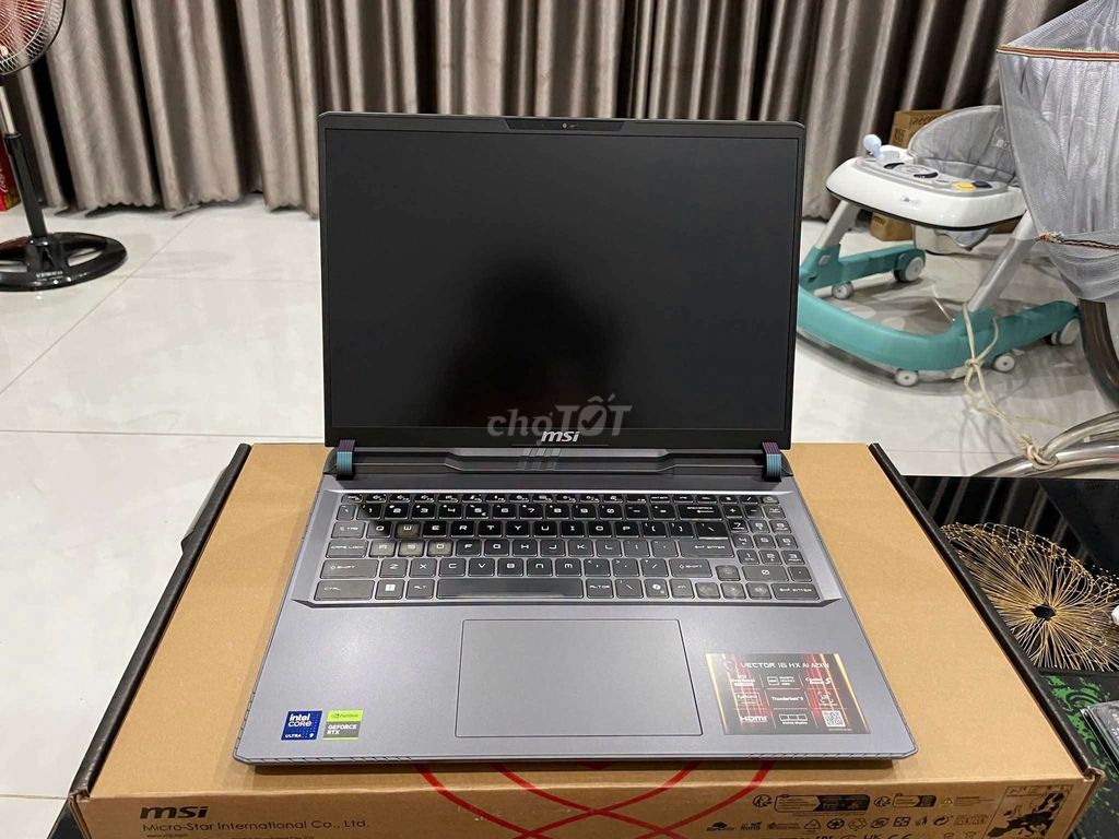Фото 3: MSI Vector 16 HX AI Intel Core Ultra 9