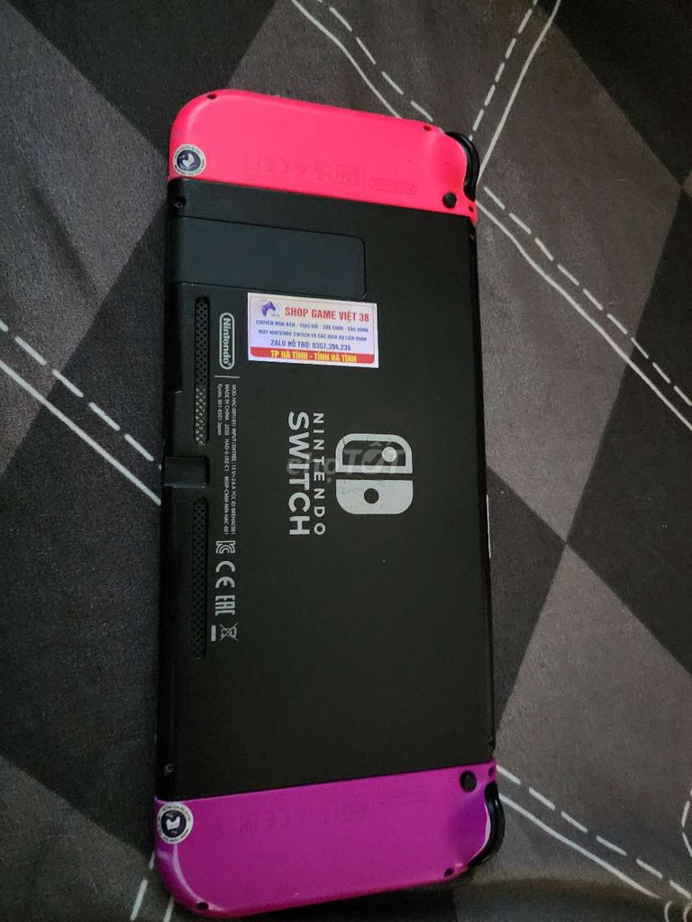 Фото 2: Nintendo Switch V2 128GB Розовый Фиолетовый Черный