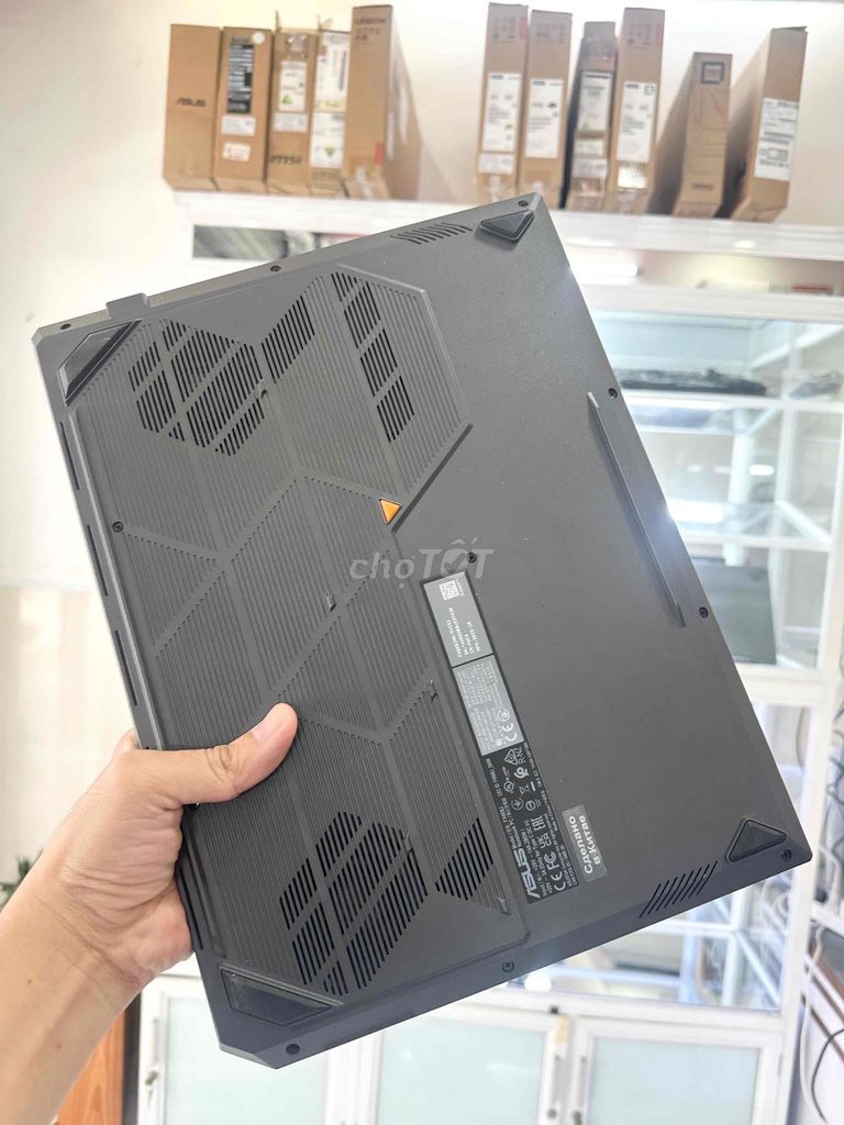 Фото 3: Asus TUF FX608 2025 как новый RTX 5060