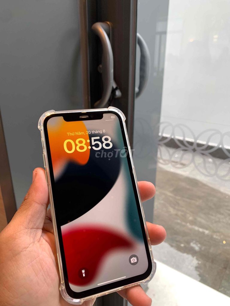 Фото 3: Apple iPhone 12 Белый Б/У