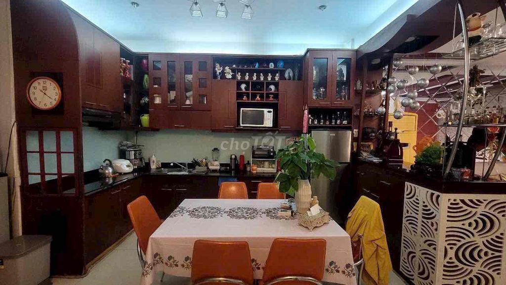 Фото 3: Продажа дома на улице Чан Куа Кап, Фыонг Шай, Нячанг, можно заезжать сразу