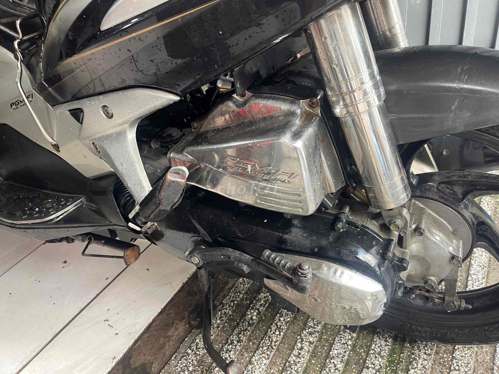 Фото 3: Honda Air Blade черный