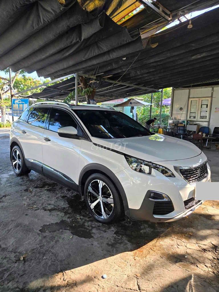 Фото 2: Peugeot 3008 1.6 Turbo AT 2024 Белый 42896 км