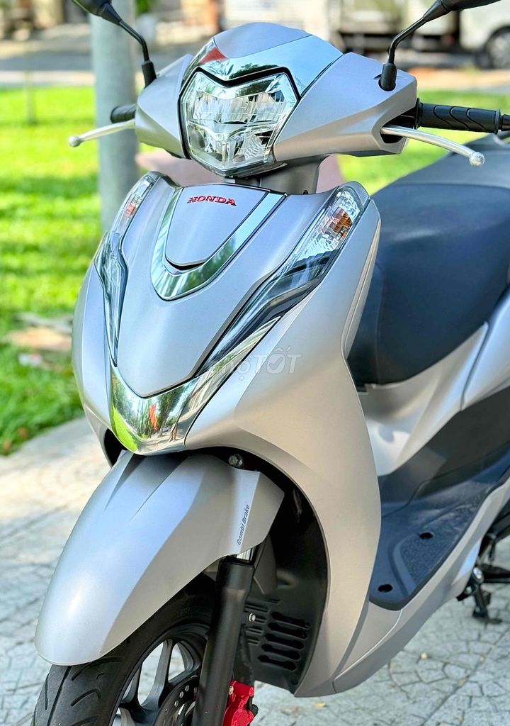 Фото 3: Honda Lead 2022 Бạc 7000 km