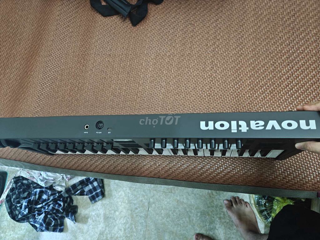 Фото 3: Novation Launchkey 49 MK4 Черный Fullbox как новый