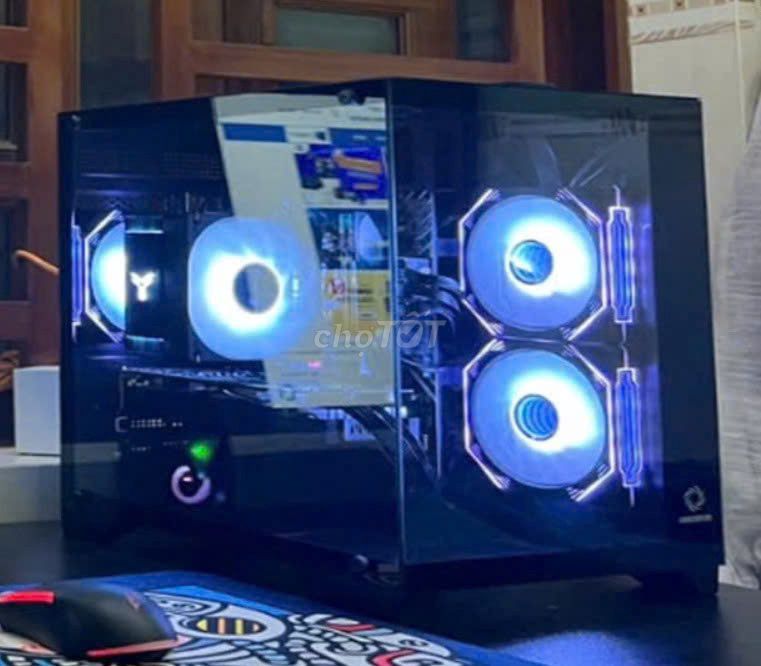 Фото 2: Intel i7-8700K GTX 1650 16GB/SSD 240GB Черный