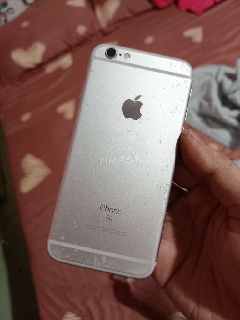 Фото 2: Apple iPhone 6S 64GB Серебристый