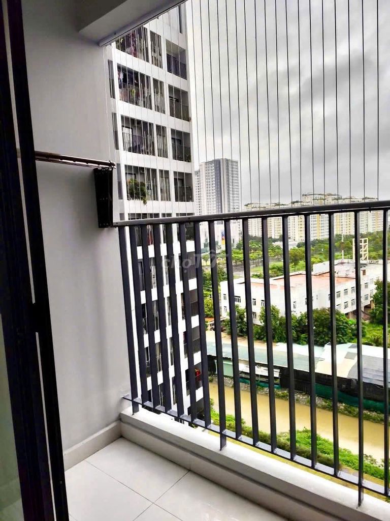 Фото 2: Lavida Plus Q.7 | 38,6 м² (1 спальня - 1 санузел) | Вид на Phú Mỹ Hưng