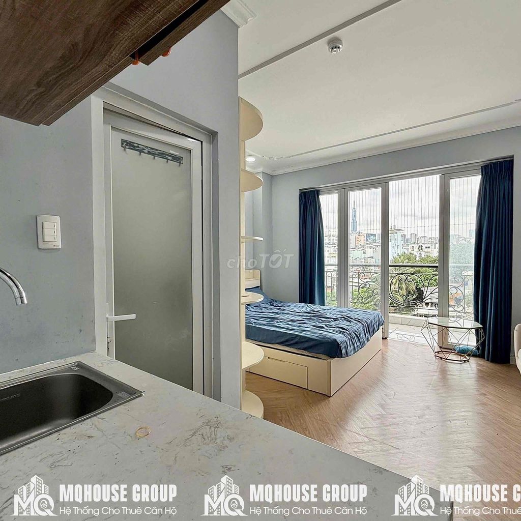 СДАЁТСЯ 2-КОМНАТНАЯ КВАРТИРА BÌNH THẠNH - БАЛКОН РЯДОМ С Q1, ПОЛНАЯ ПРЕМИУМ ОТДЕЛКА