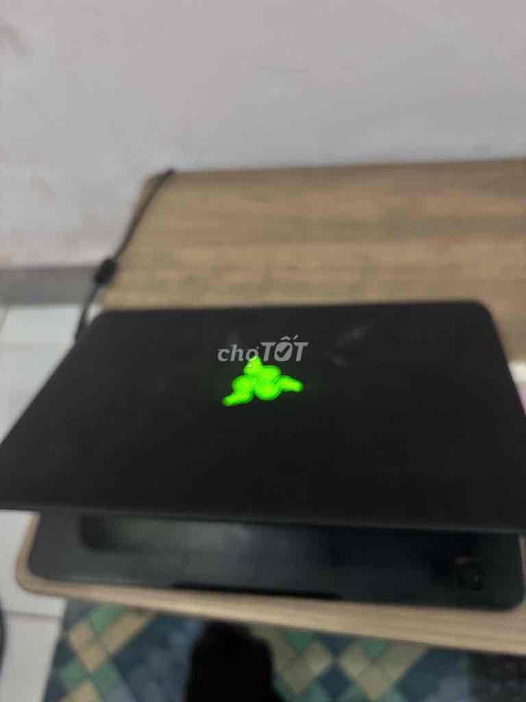 Фото 3: Razer Blade i7-4702HQ 8GB/SSD 1980MB как новый