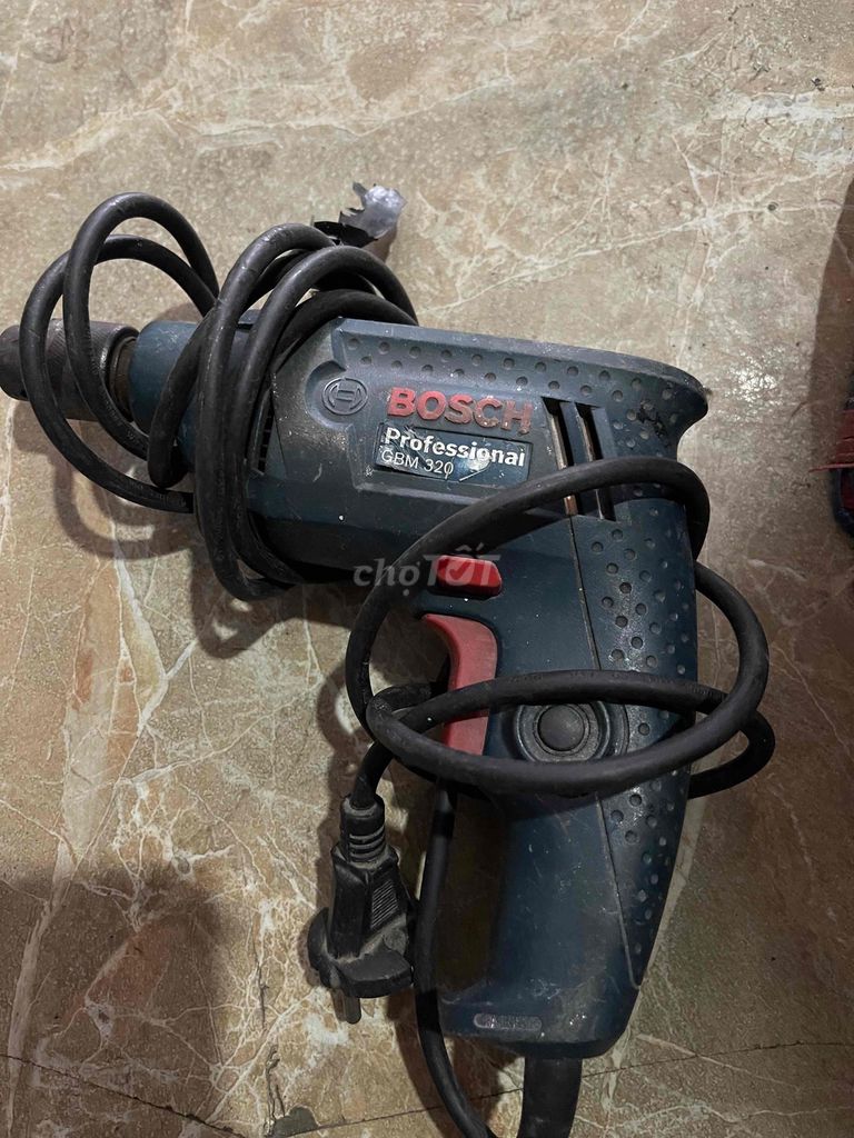Дрель Bosch GBM 320 сине-черная
