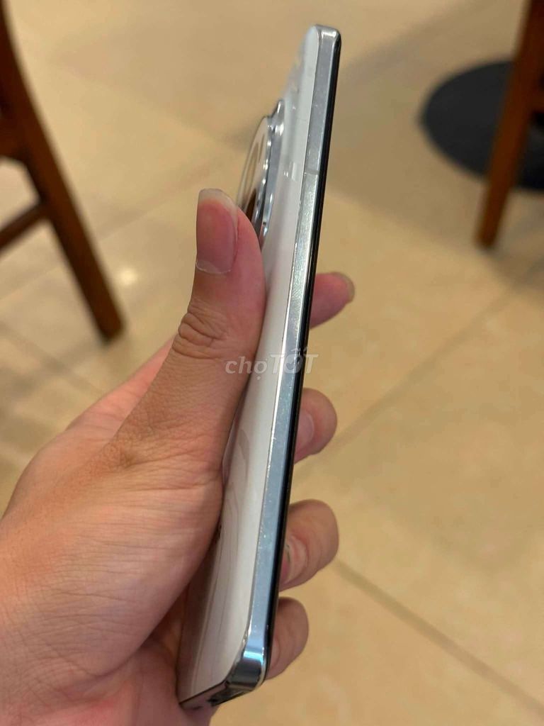 Фото 2: Honor Magic 6 Pro 256GB белый 12GB