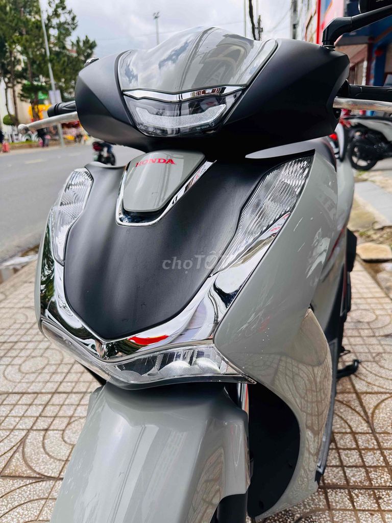 Фото 3: Honda SH160i 2024 Серый 💥Мотоциклы Хань Ню💥
